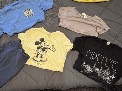 Assorted used t shirts