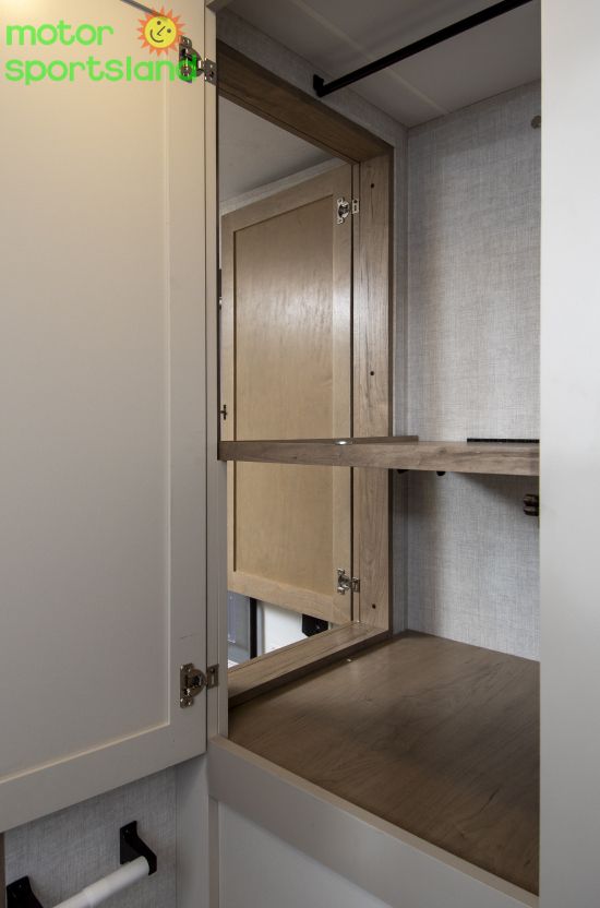 Main image 32