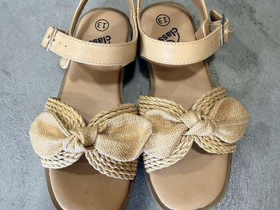 Girls sandals size 13
