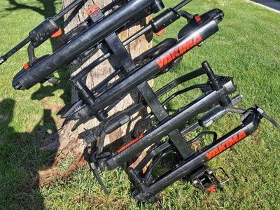 Yakima Hitch Rack