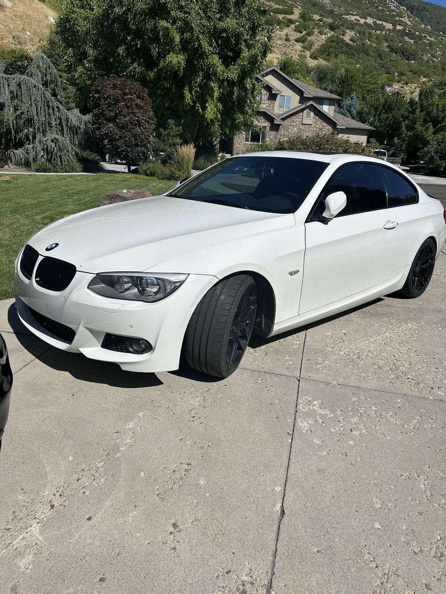 2012 BMW 3 Series 335i