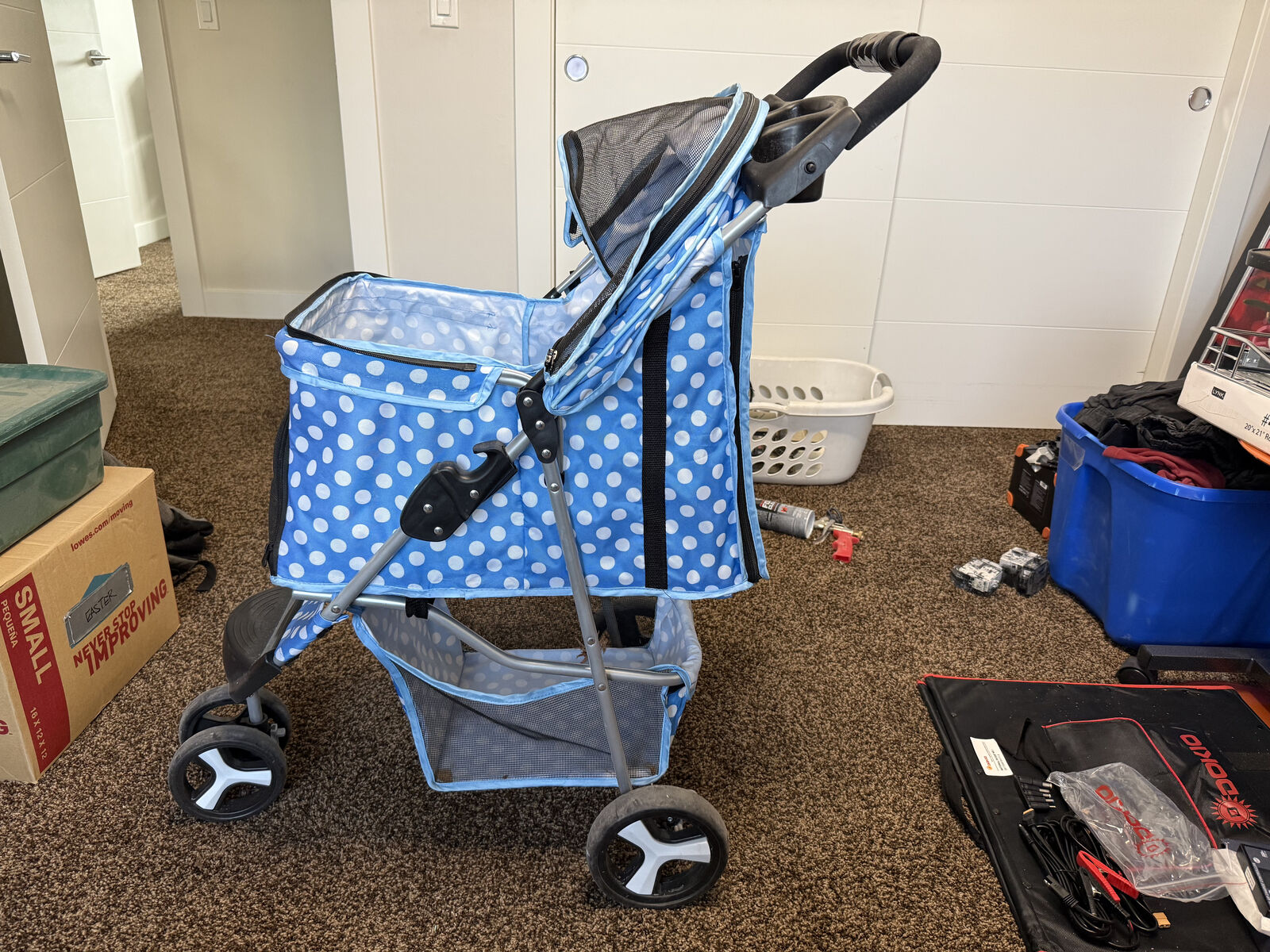 Dog stroller, runner