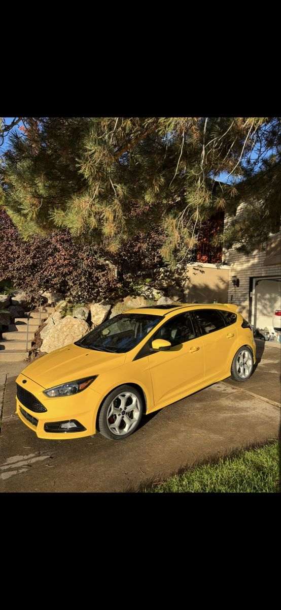 2017 Ford Focus ST