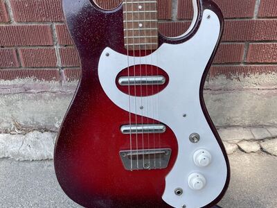 Silvertone 1457 Vintage Guitar