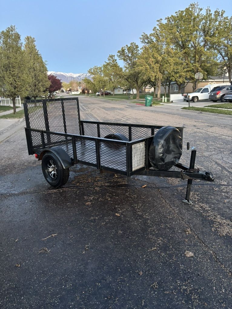4'x8' Utility Trailer *FOR RENT*