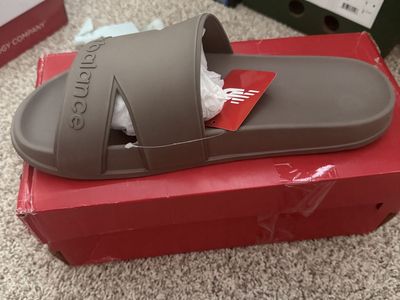 New Balance 200 Mushroom Slide Sandals - Men's US 13 / Women's US 15