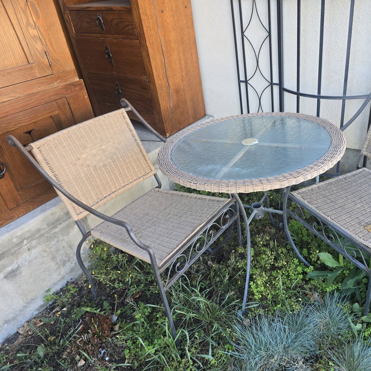 3-Piece Outdoor Bistro Set – Table + 2 Chairs