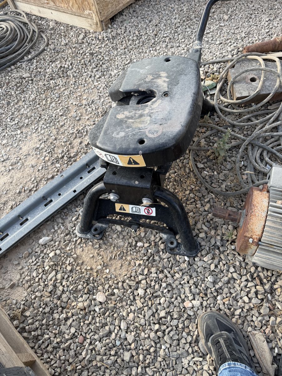 Main image 5