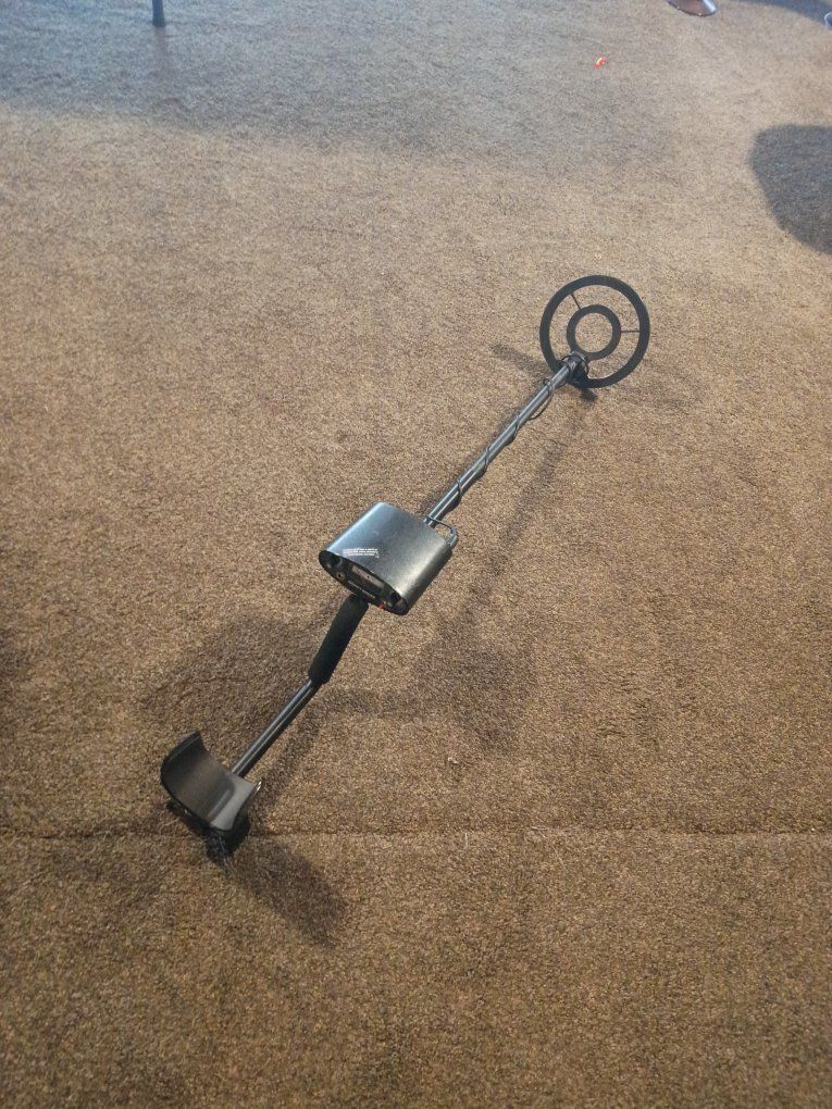 Bounty Hunter Tracker IV Metal Detector