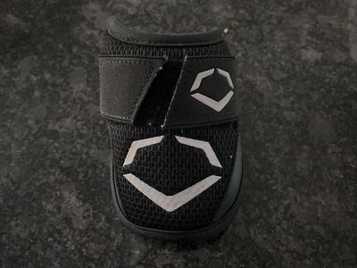 EvoShield Elbow Guard Black - Small