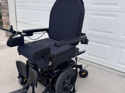 2024 Quantum Q6 Edge 3 iLevel Power Wheelchair - Full Power Seat, Tilt, Recline, Elevating Leg Rests