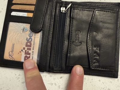 RFID leather wallet