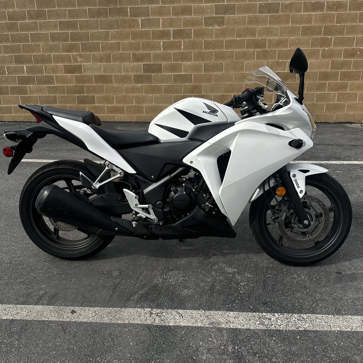 2013 Honda CBR250R - Sport Bike - CBR 250 R