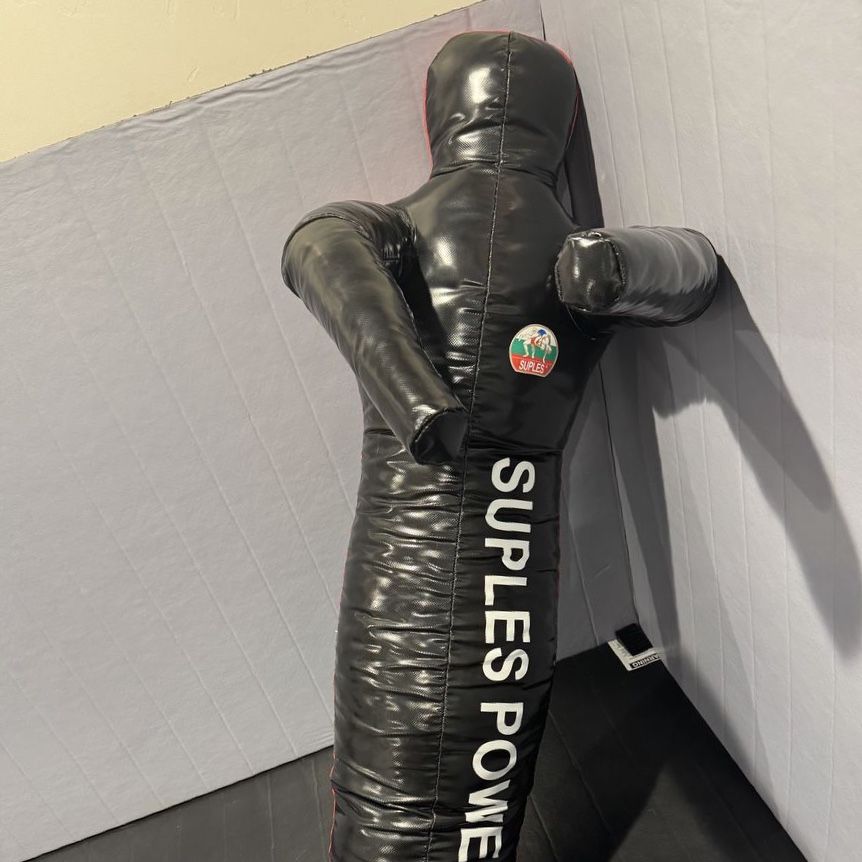 Suples power stump medium  66lb wrestling dummy
