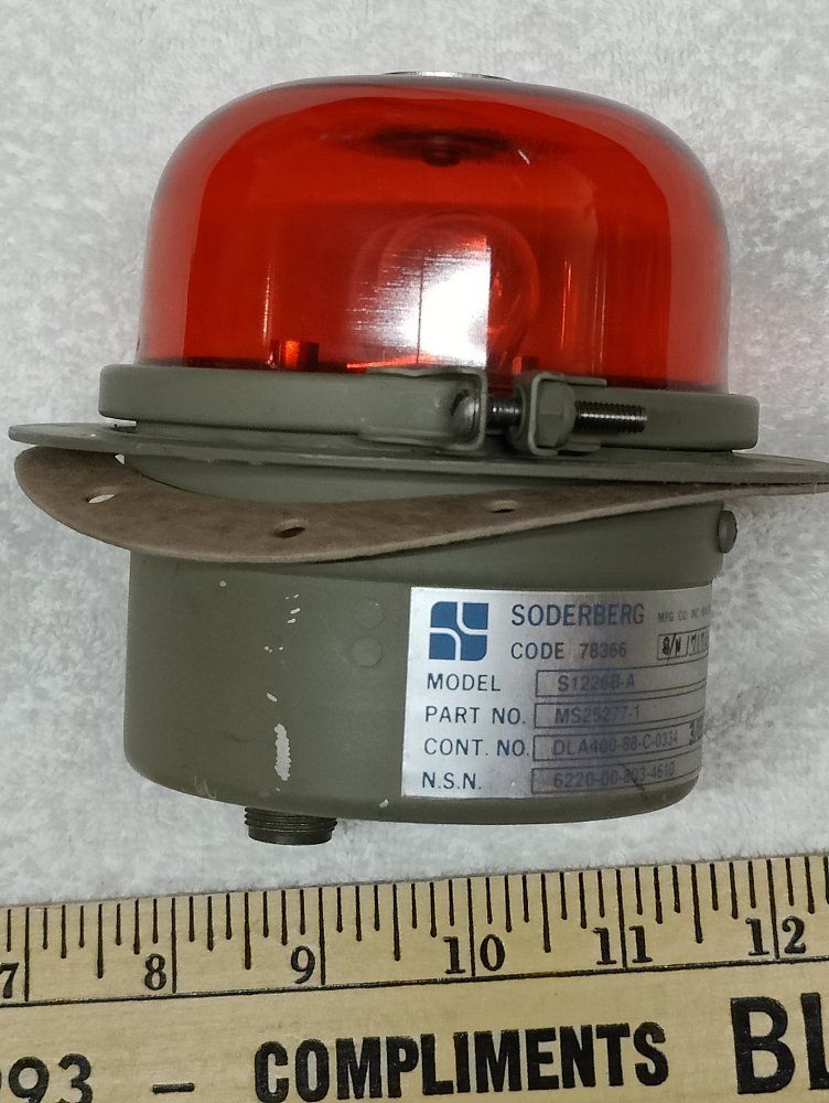 Vintage Soderberg aircraft rotating beacon, Model S1226B-A, P/N MS25277-1.