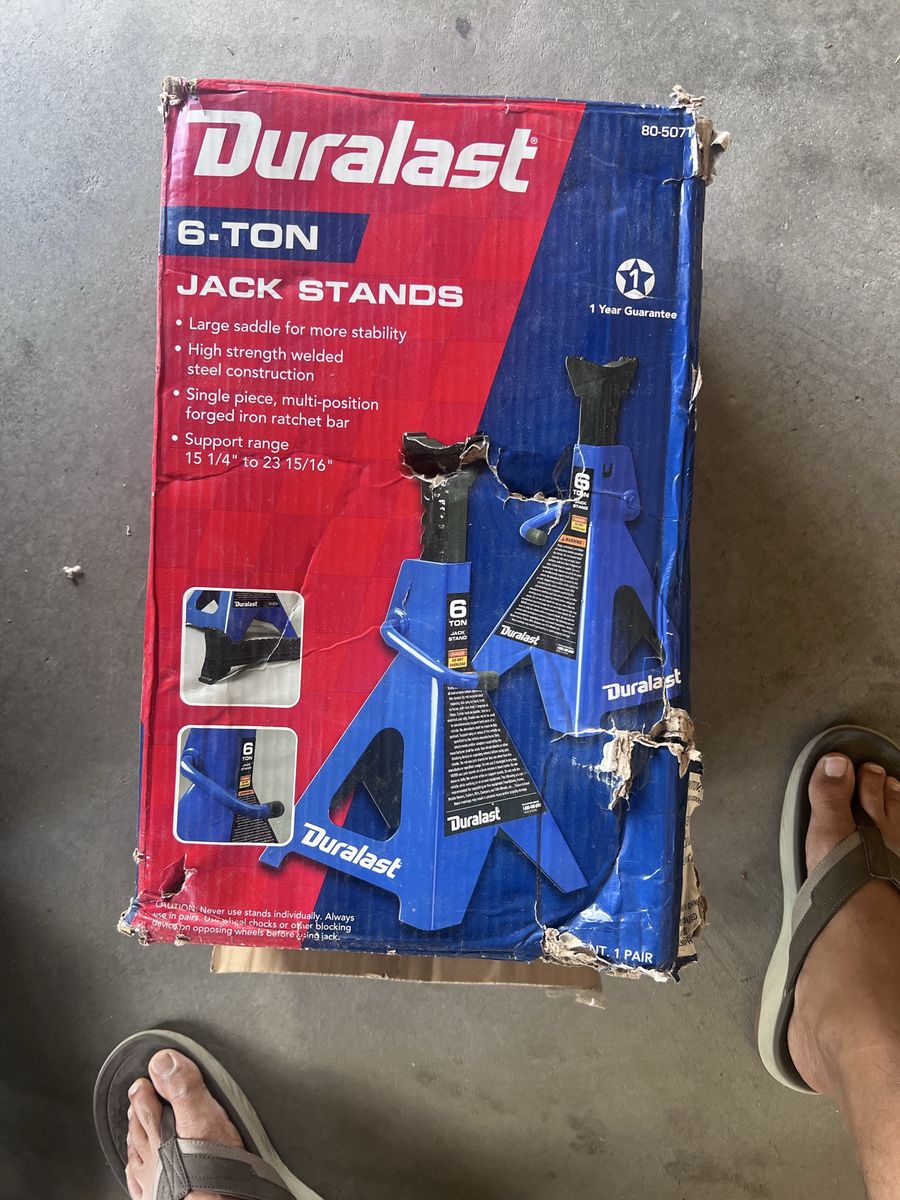 Duralast 6-Ton Jack Stands (Pair) - 15 1/4" to 23 15/16" Support Range