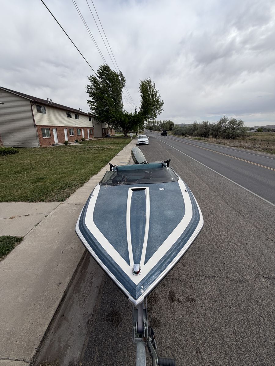 1988 glastron cvx16