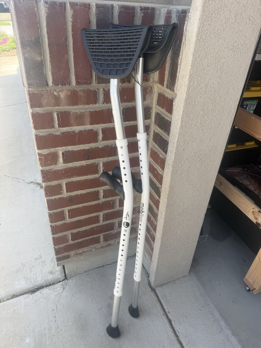 Cadillac of CRUTCHES - MobiLegs - Shocks Ajustable