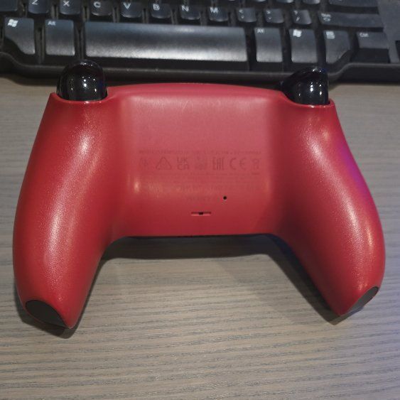 Main image 3