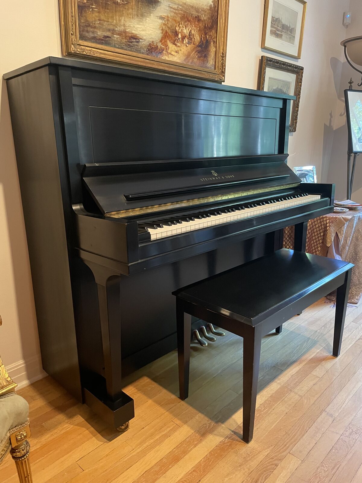 Steinway K-52