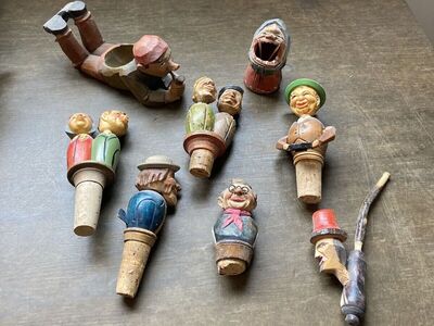 Wine stoppers - wood carvings