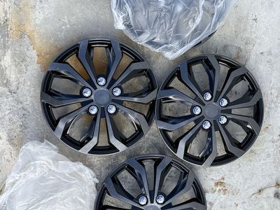 Black & Gunmetal Universal 14 Inch Premium Hubcap