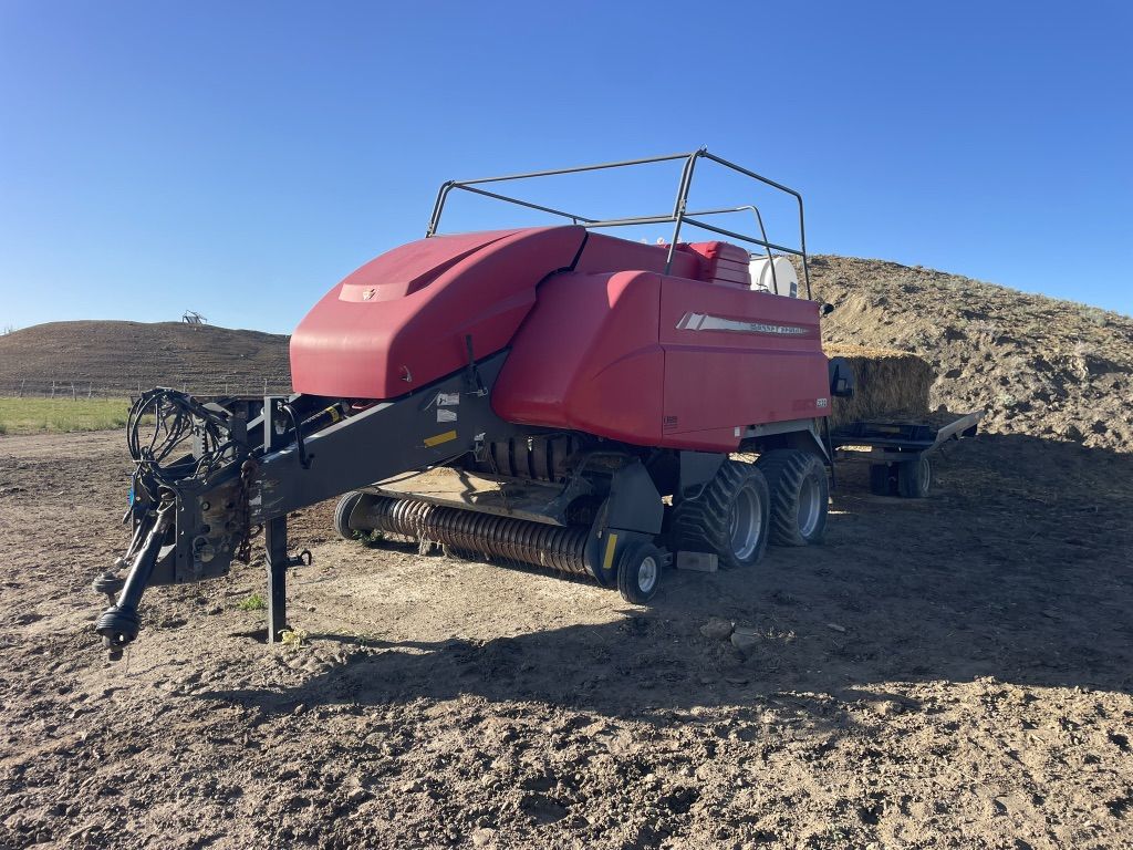 Massy 3x4 Baler 2170