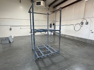 Heavy Duty Industrial Blue Steel Stackable Storage Rack Pallet