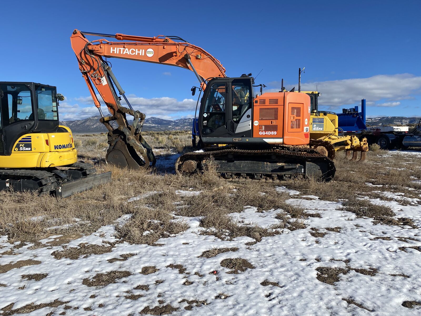 280 2020 Hitachi Excavator