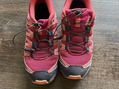 Salomon Hiking Kids Shoe (Size 5, UK37)