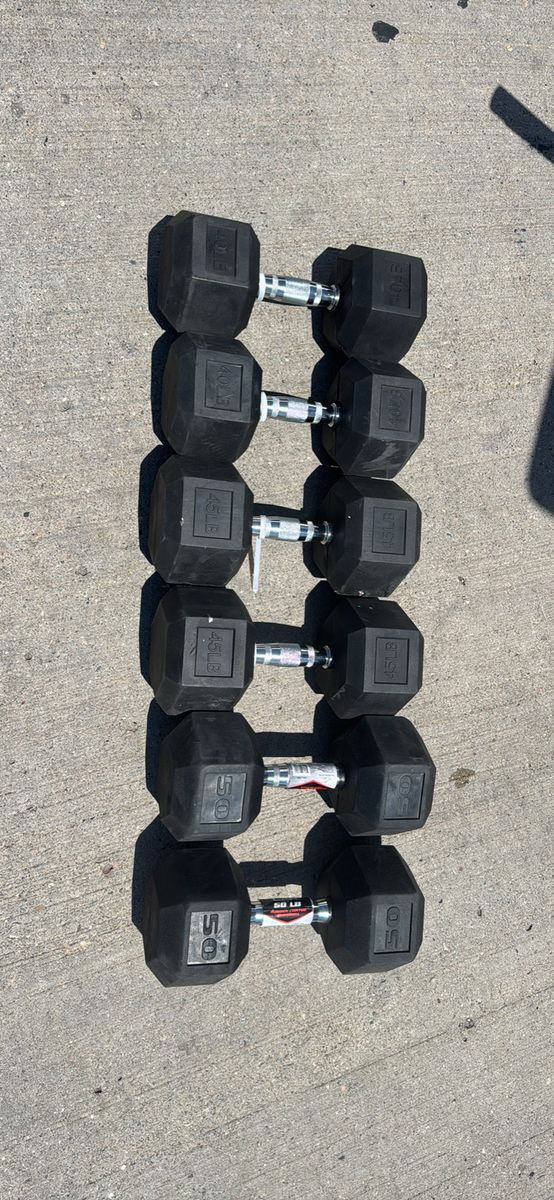 Used Dumbbell Set: 40lb, 45lb, and 50lb Hex Weights - Perfect for Home Gyms