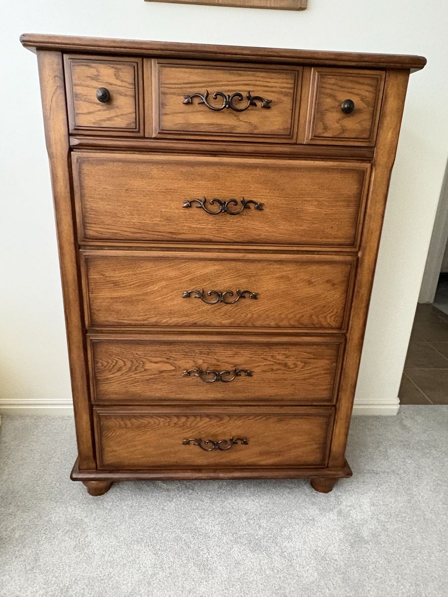 Main image 4