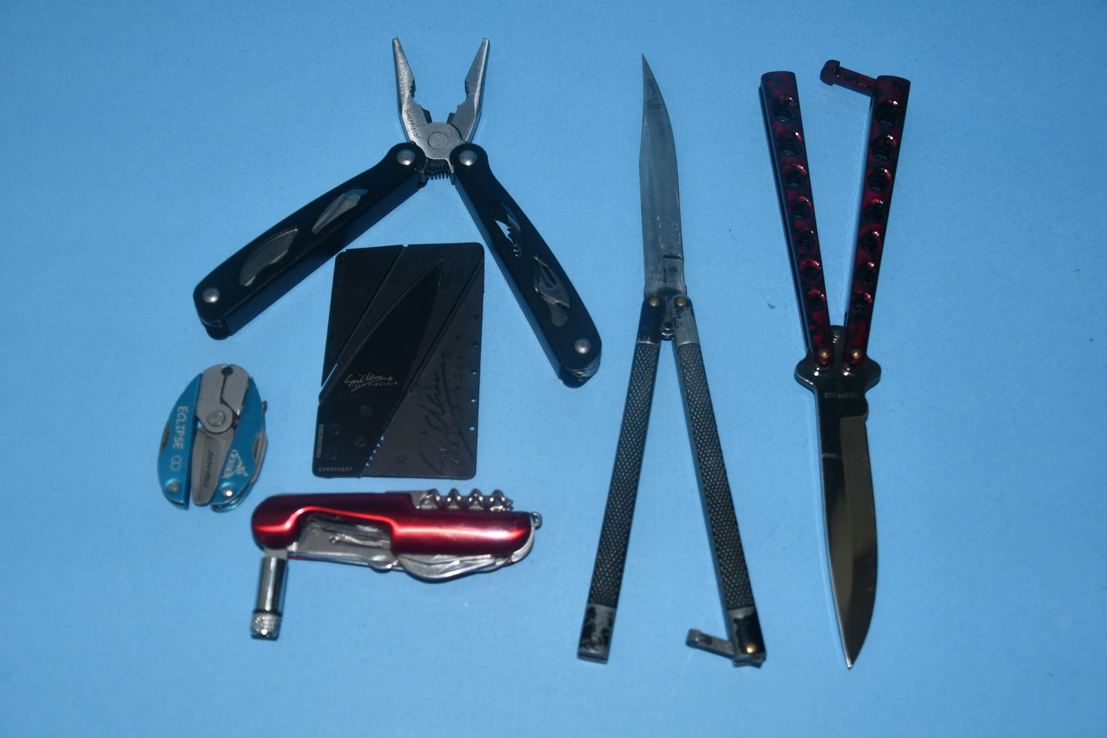 Lot of 6 different Multi Tools and knives