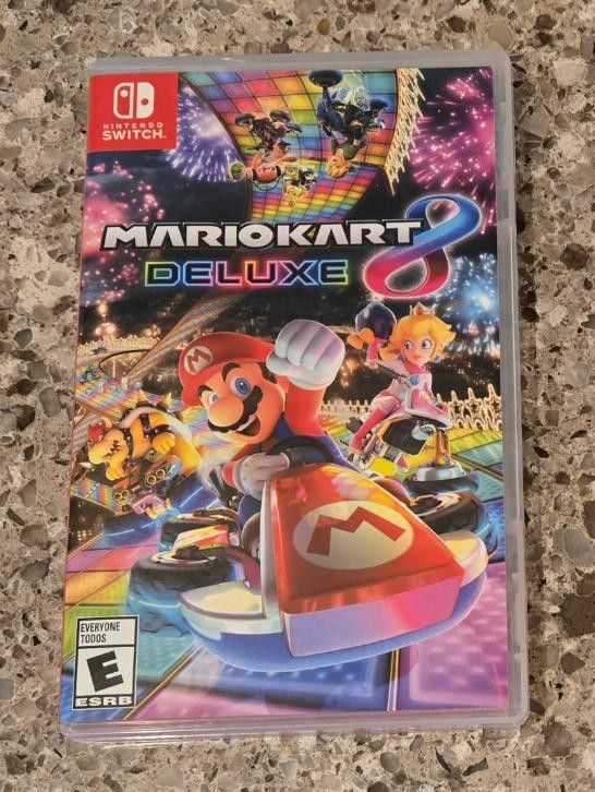 Mario Kart 8 Deluxe for Nintendo Switch! trades considered!