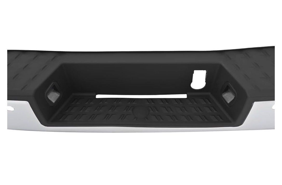 Main image 3