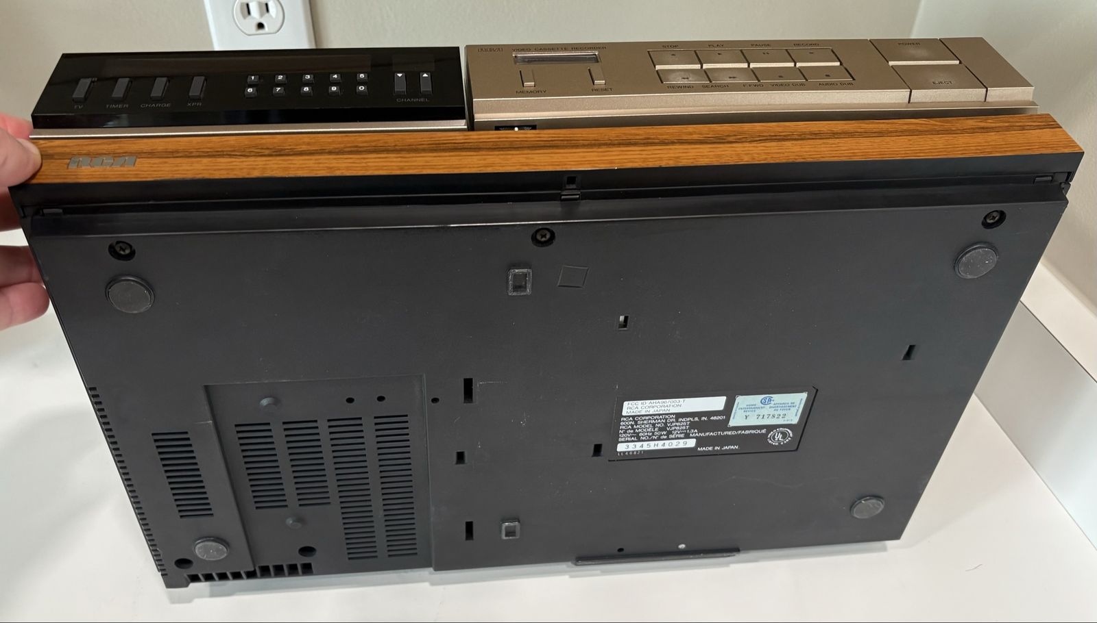 Main image 10