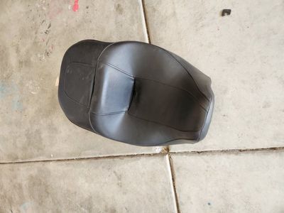 2010 Harley Epectra Glide Seat