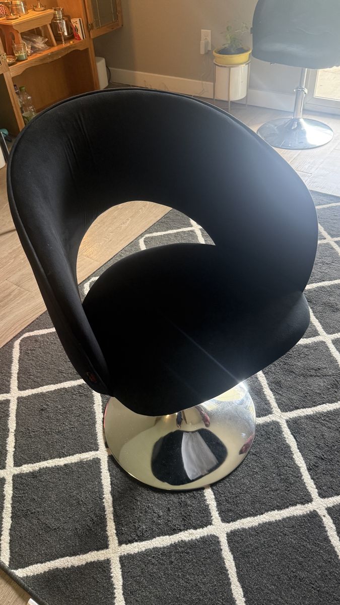 Modern Black Velvet Swivel Accent Chair with Chrome Base