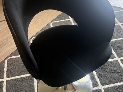 Modern Black Velvet Swivel Accent Chair with Chrome Base