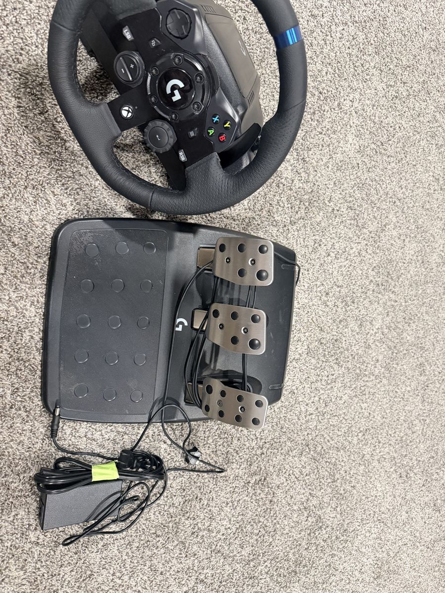 Logitech g923