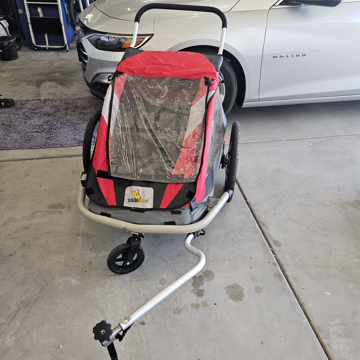 Kidarooz portable children's cart two seater with storage and screens
