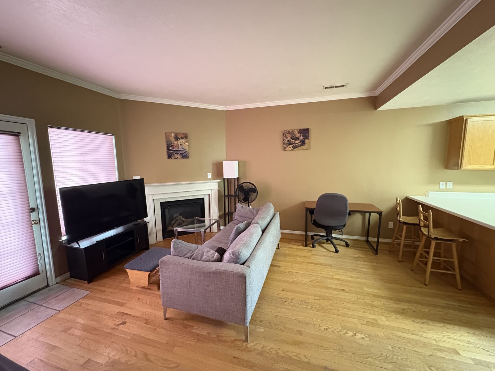 Studio with huge kitchen plus shared bathroom