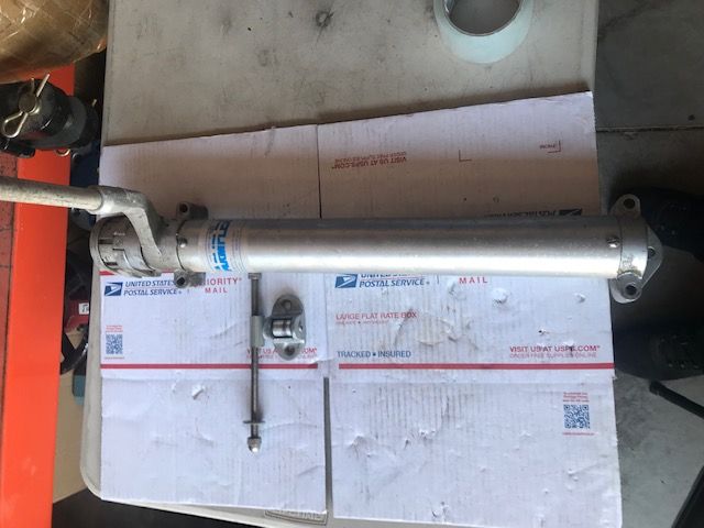 Walk in box refrigerated door closer ( Heavy duty)