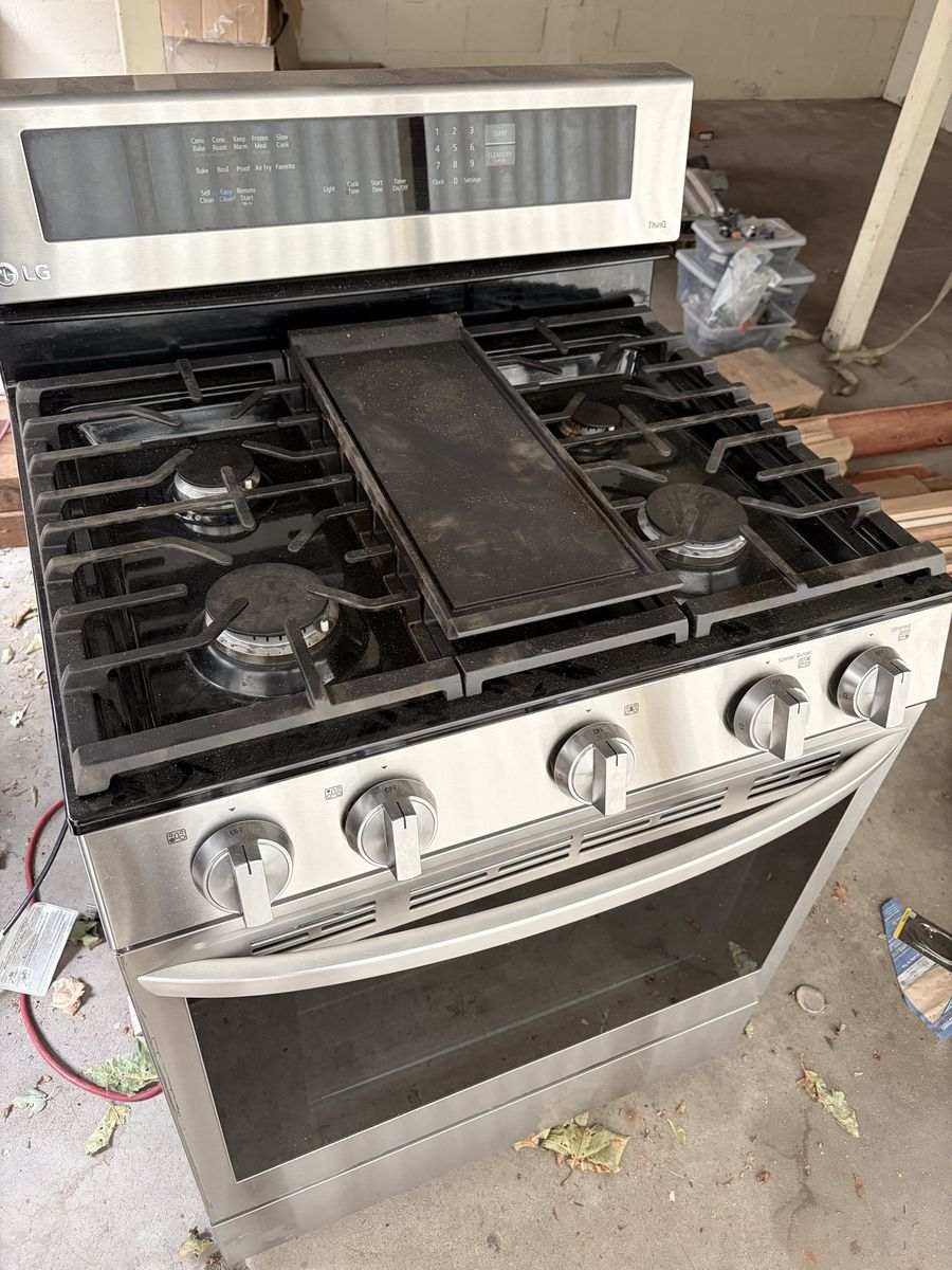 LG gas range