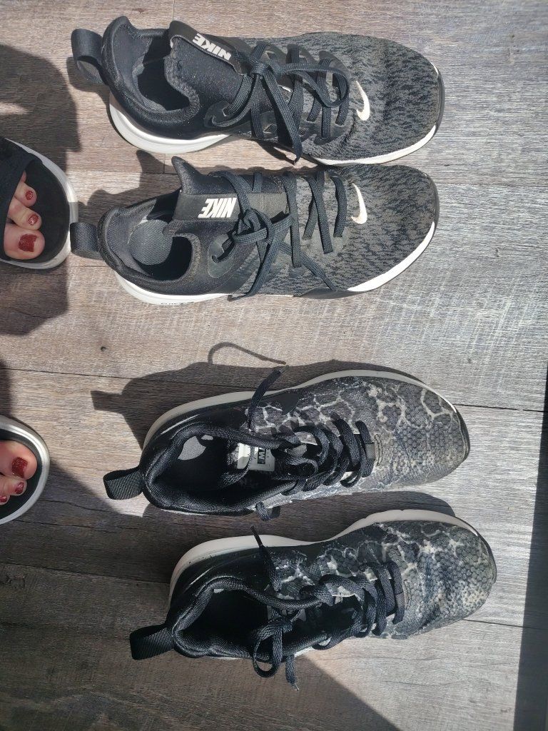 women's Nikes