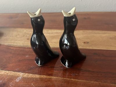 Vintage Ceramic Black Bird Pie Vents