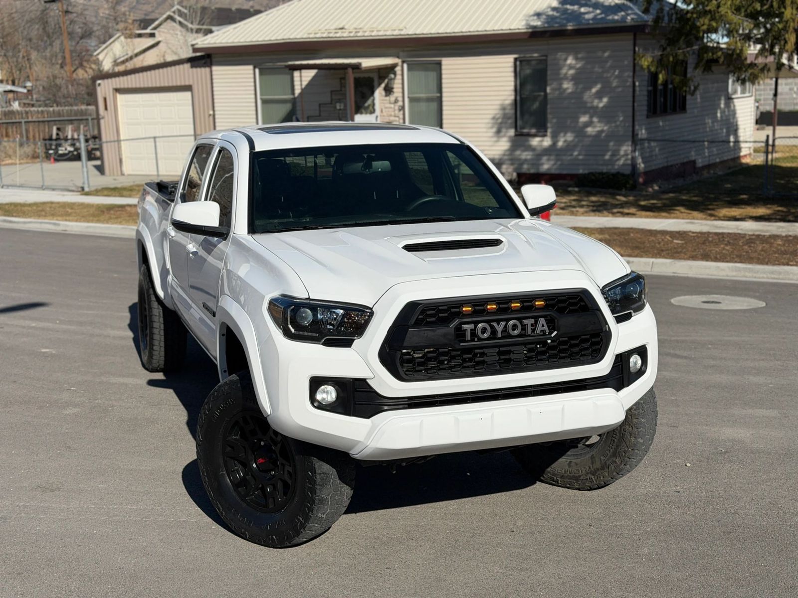 2017 TOYOTA TACOMA TRD Sport