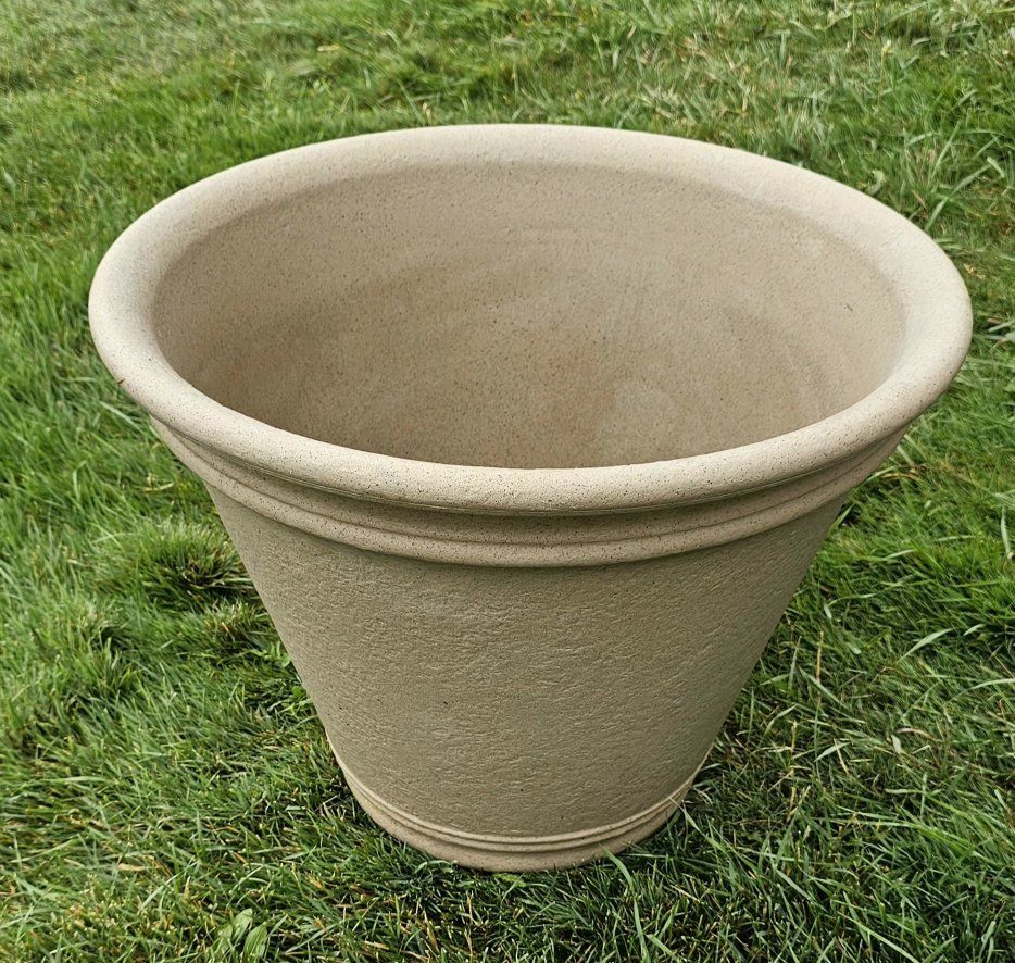 Large Beige Textured Outdoor Planter Pot - Durable & Weather-Resistant Garden Container 22.5"Wx18.5"T