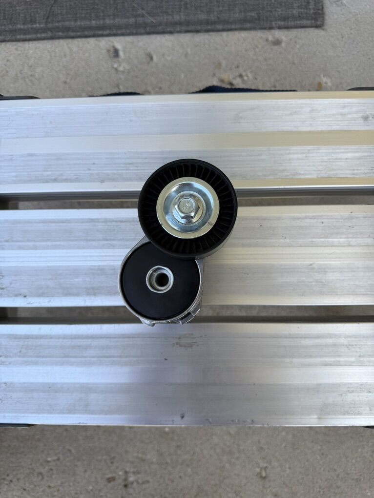 2014 F150 5.0 V8 Alternator Belt Tensioner