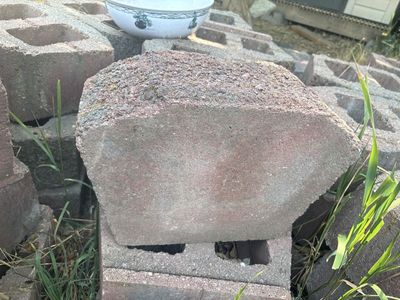 Stackable Concrete Retaining Wall Blocks